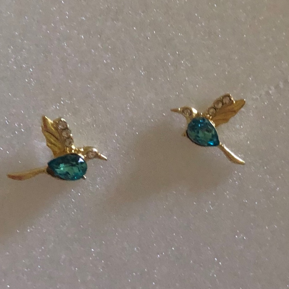 NWT Gold Hummingbird Stud Earrings with Teal Crystal Accent